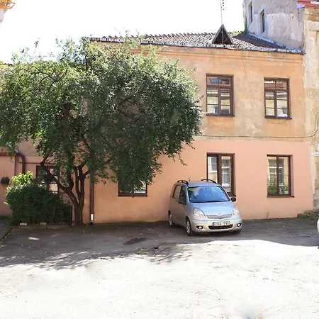 Town Hall Square Apartment *