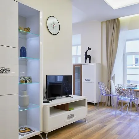 Town Hall Square Apartment